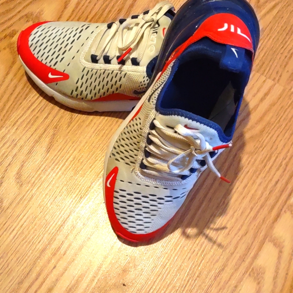 Nike